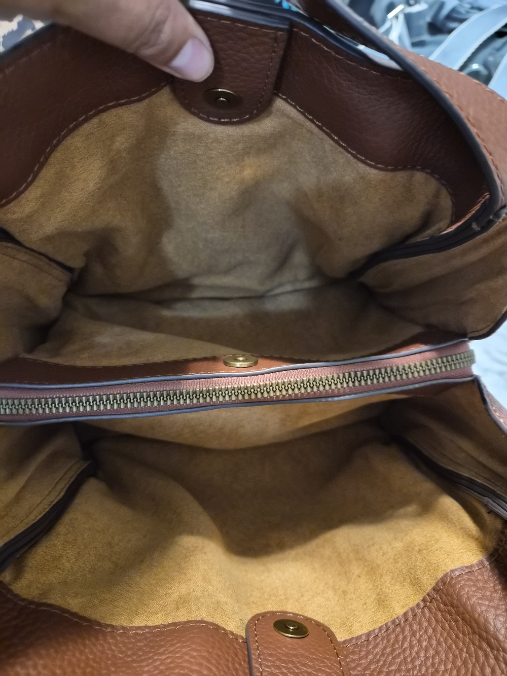 American Leather Co. Handbag - Picture 8 of 9